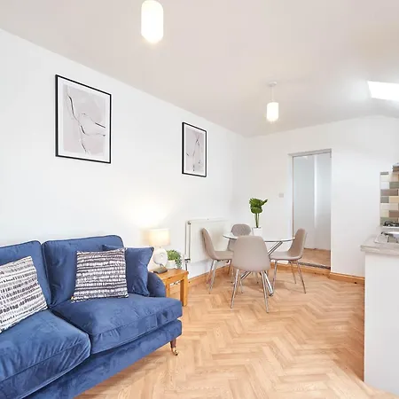 Little Treasure Apartament Whitby